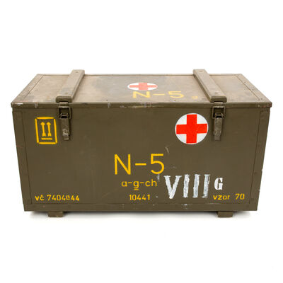 Czech Wooden Medical Box N-5H | No Drawers | Issued